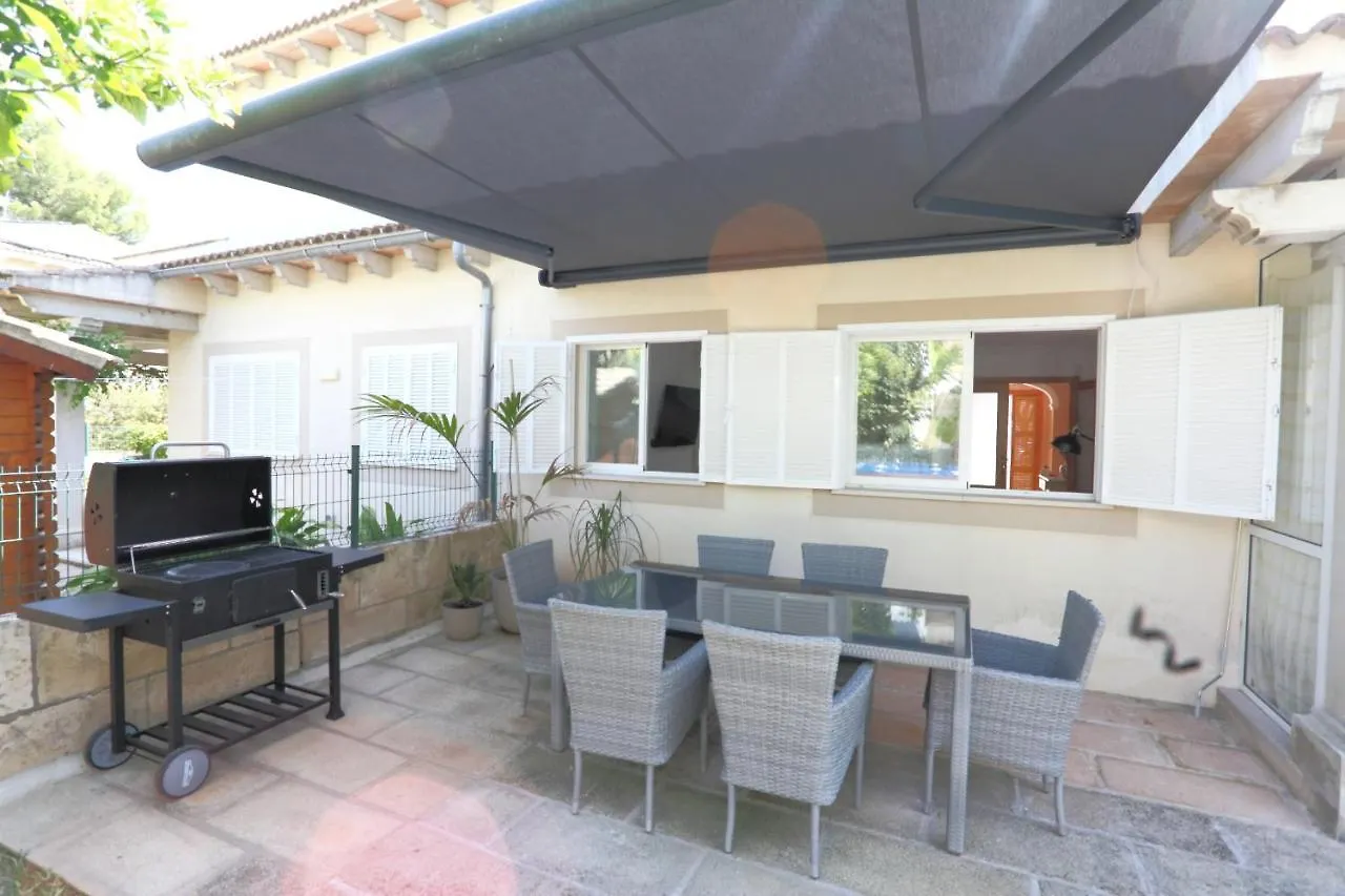 Villa Beach Alcudia, Lovely House With Jacuzzi Spain