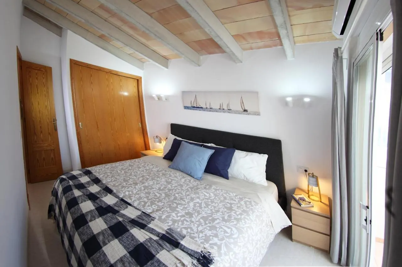 Villa Beach Alcudia, Lovely House With Jacuzzi